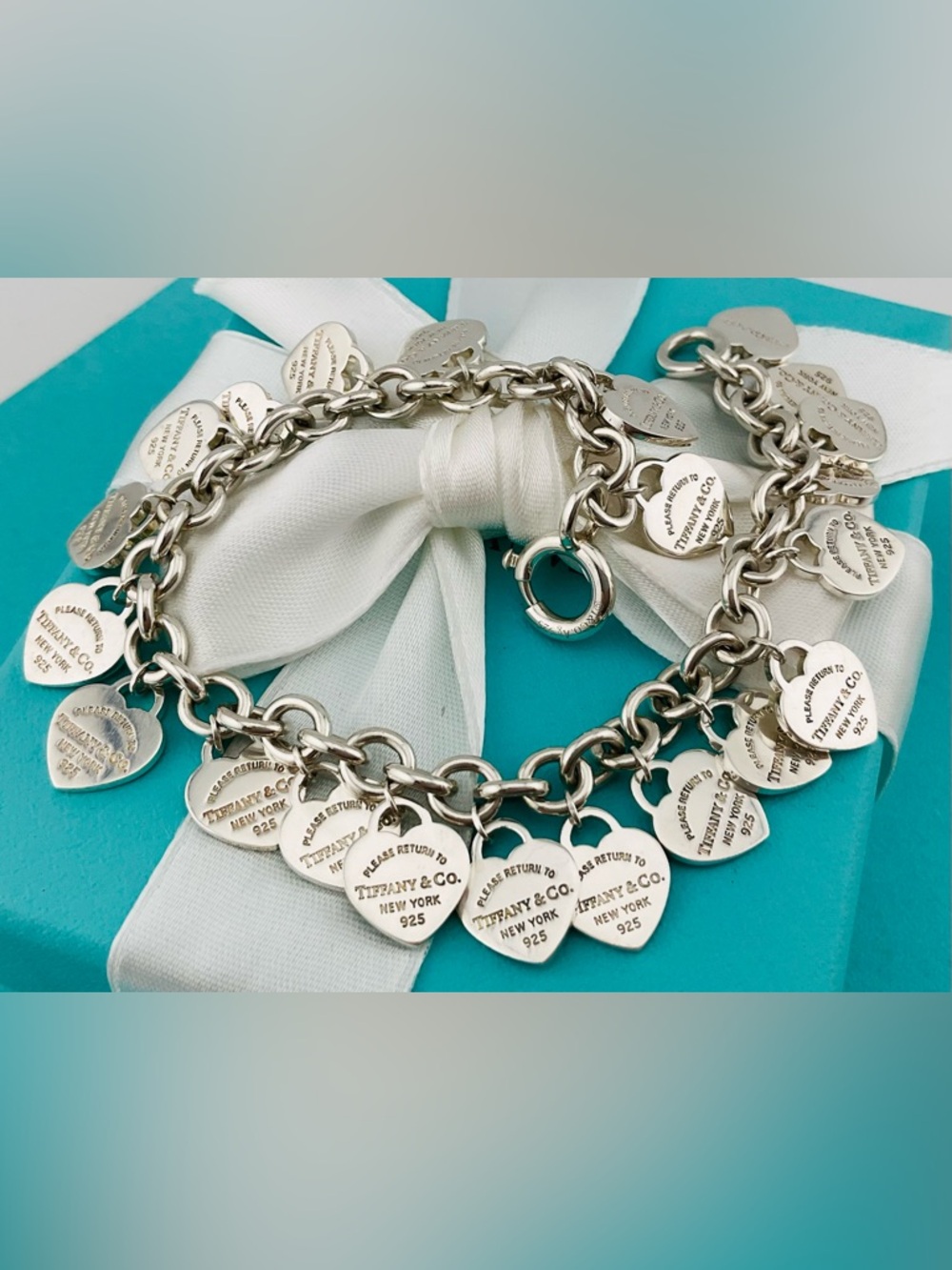 Return To Tiffany Multi Mini Hearts Bracelet - Picture 5 of 8